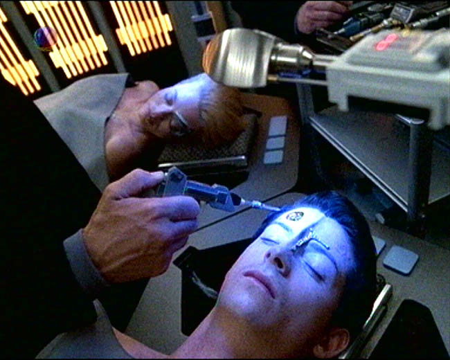 Star Trek Bilder - Voyager - Unvollkommenheit