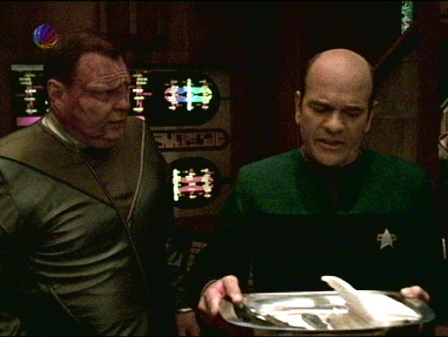Star Trek Bilder - Voyager - Kritische Versorgung