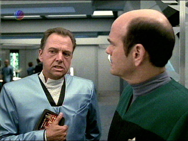 Star Trek Bilder - Voyager - Kritische Versorgung