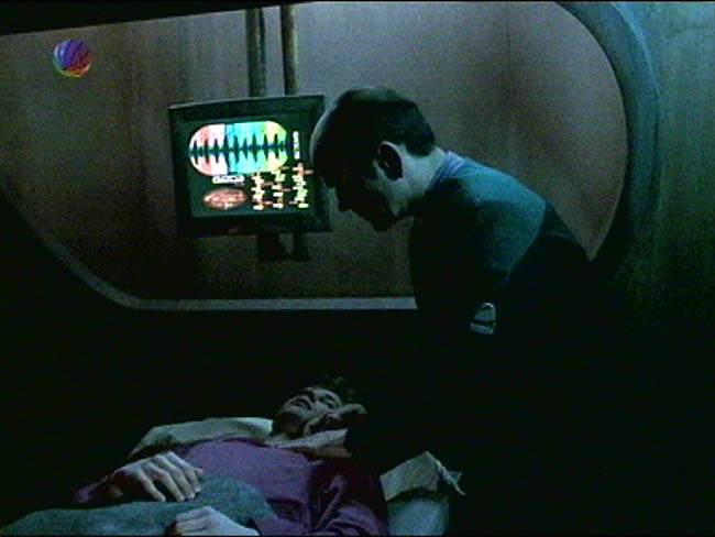 Star Trek Bilder - Voyager - Kritische Versorgung