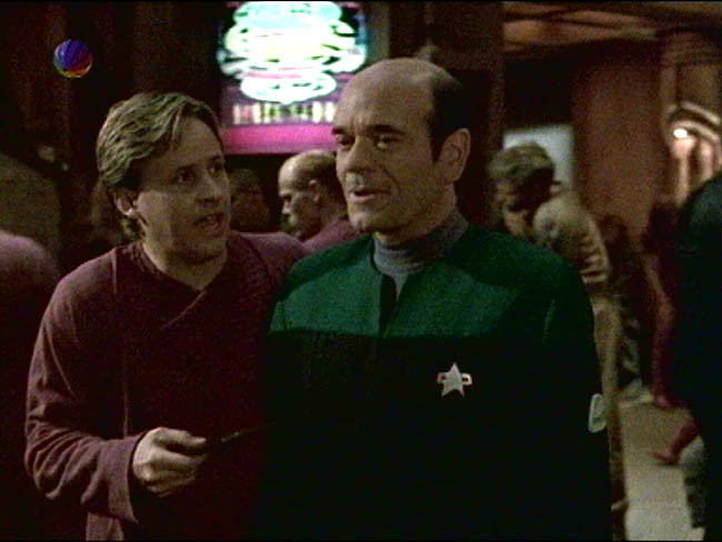 Star Trek Bilder - Voyager - Kritische Versorgung