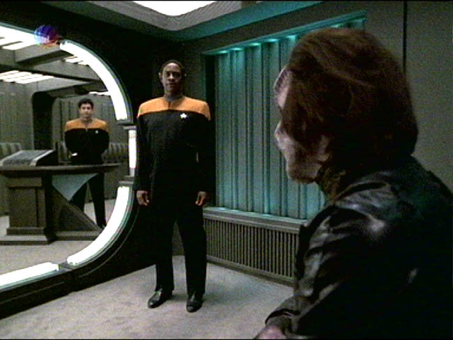 Star Trek Bilder - Voyager - Kritische Versorgung