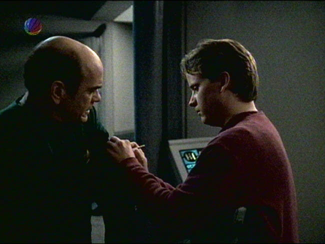 Star Trek Bilder - Voyager - Kritische Versorgung