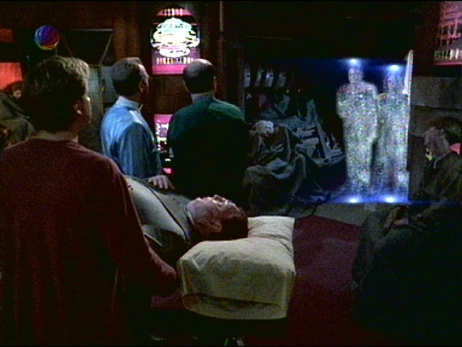 Star Trek Bilder - Voyager - Kritische Versorgung