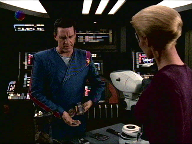 Star Trek Bilder - Voyager - Körper und Seele