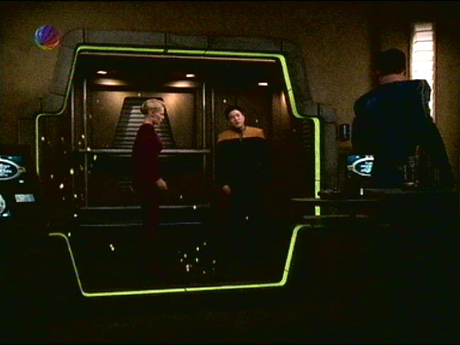 Star Trek Bilder - Voyager - Körper und Seele