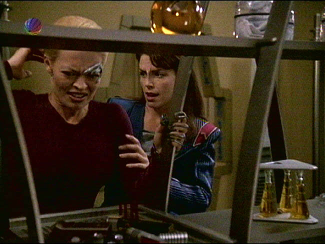Star Trek Bilder - Voyager - Körper und Seele