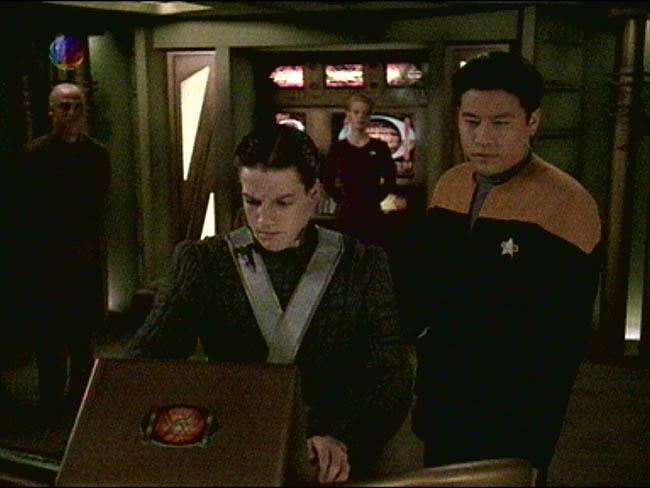 Star Trek Bilder - Voyager - Nightingale