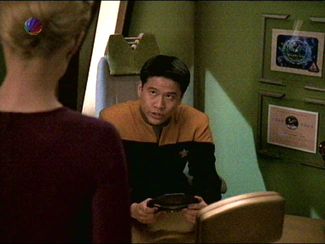 Star Trek Bilder - Voyager - Nightingale