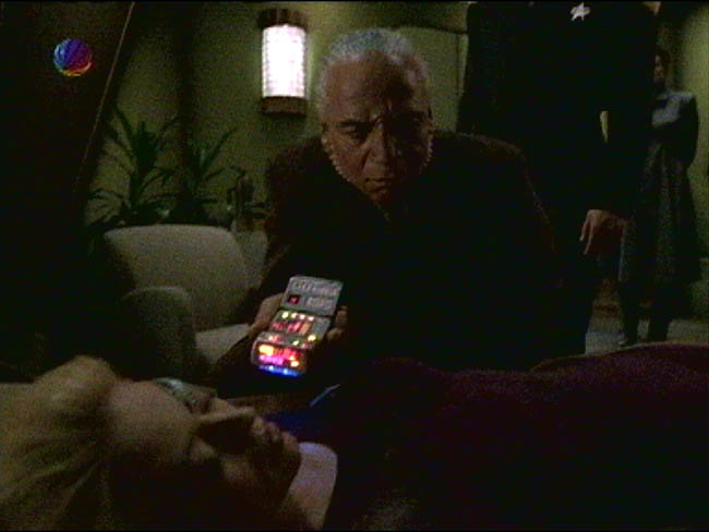 Star Trek Bilder - Voyager - Nightingale