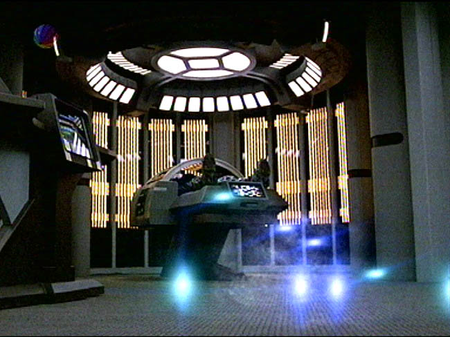 Star Trek Bilder - Voyager - Fleisch und Blut I