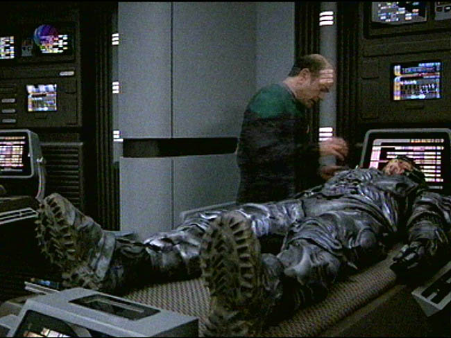 Star Trek Bilder - Voyager - Fleisch und Blut I