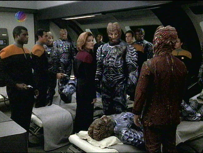 Star Trek Bilder - Voyager - Fleisch und Blut I