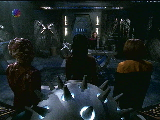 Star Trek Bilder - Voyager - Fleisch und Blut II