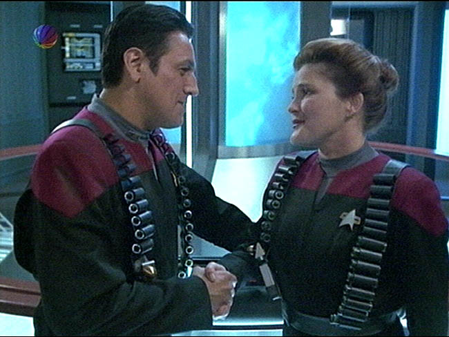 Star Trek Bilder - Voyager - Zersplittert