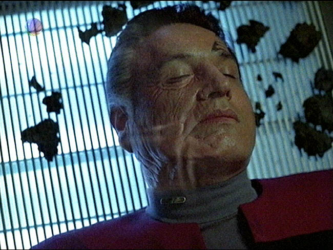 Star Trek Bilder - Voyager - Zersplittert