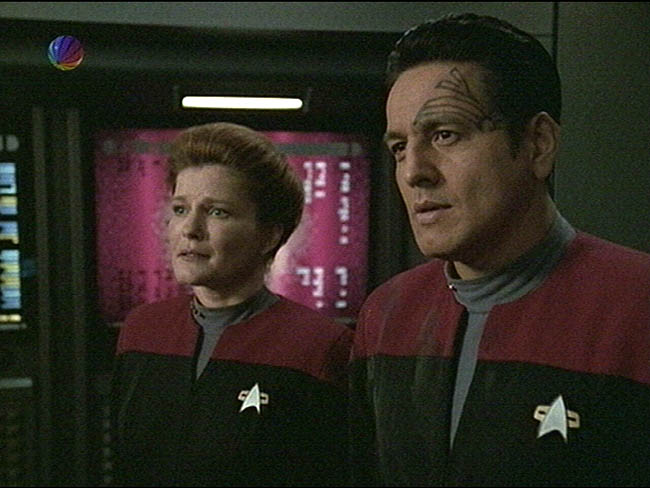 Star Trek Bilder - Voyager - Zersplittert