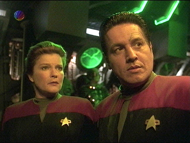 Star Trek Bilder - Voyager - Zersplittert