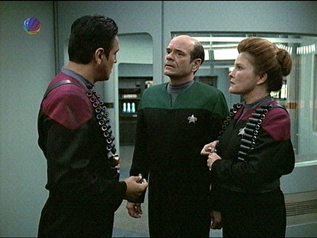 Star Trek Bilder - Voyager - Zersplittert