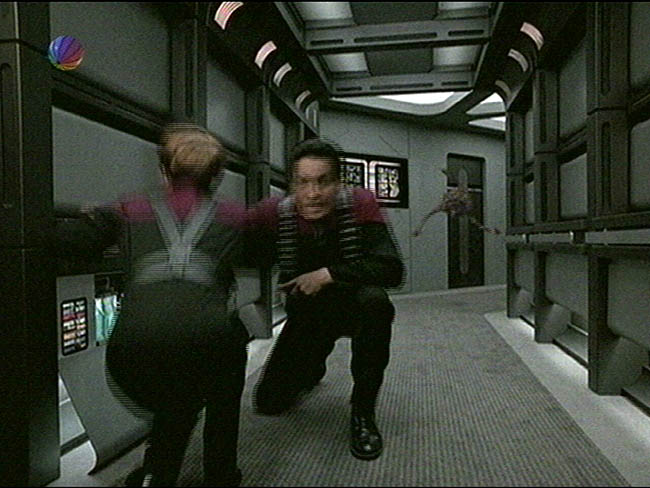 Star Trek Bilder - Voyager - Zersplittert