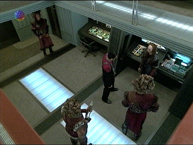 Star Trek Bilder - Voyager - Zersplittert