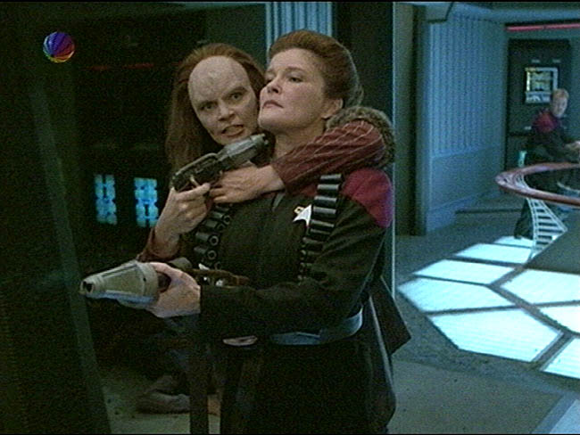 Star Trek Bilder - Voyager - Zersplittert