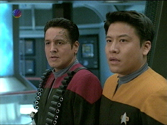 Star Trek Bilder - Voyager - Zersplittert