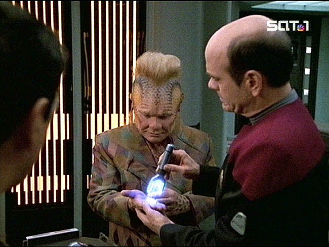 Star Trek Bilder - Voyager - Die Arbeiterschaft 1